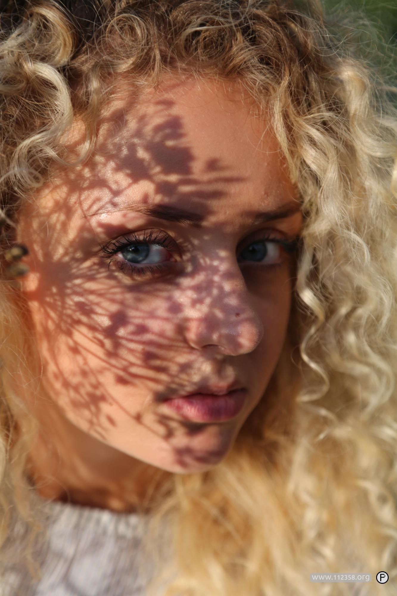 Anastasiia Rotar – fotograficzna sesja plenerowa.