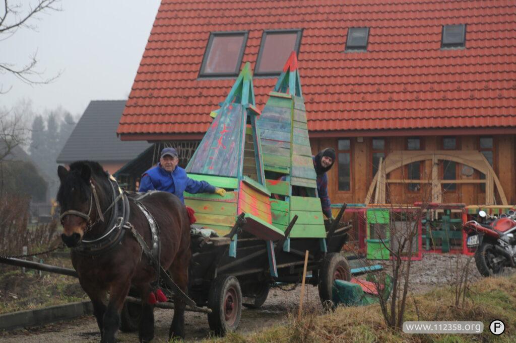 konny_transport_placu_zabaw_6