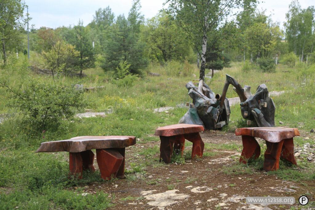 drewniane_topolowe_stoliki_ogrodowe_dla_dzieci_4
